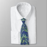 Navy Paisley Peacock Färg Bröllop Tie Slips<br><div class="desc">Blå och Grönt Mehndi Indian Paisley Vintage Peacock Bröllopsfest Tie för killarna. Far i Bride, Far i Groom, Groomsman, Best Man och Groom. Rosa Raspberry Coral Orange och Gult Retro Paisley Bröllop Design. Vintage Inspired Paisley Aesthetic Mehndi Indian Paisley Bröllop Ties. Även perfekt för Art deco Art nouveau Roaring 20:s...</div>