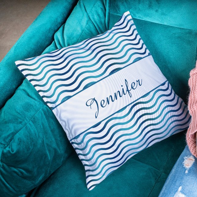 Navy & Tealblå Gradientvågor Kustdekor Kudde (Navy and Teal Blue Gradient Nautical Waves Coastal Decor Theme Throw Pillow)