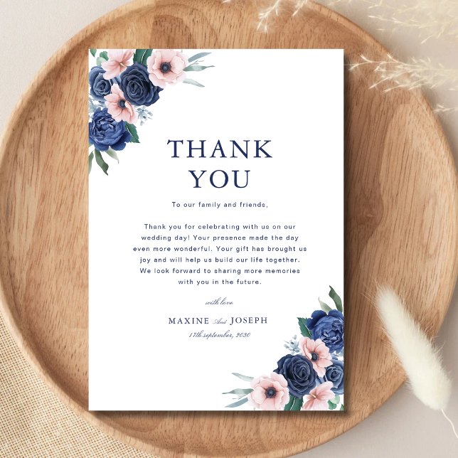 Navyblå & Blush Blommig Geometrisk Bröllop Tack Kort (Navy blue and blush floral thank you card shares heartfelt gratitude with elegant style.)
