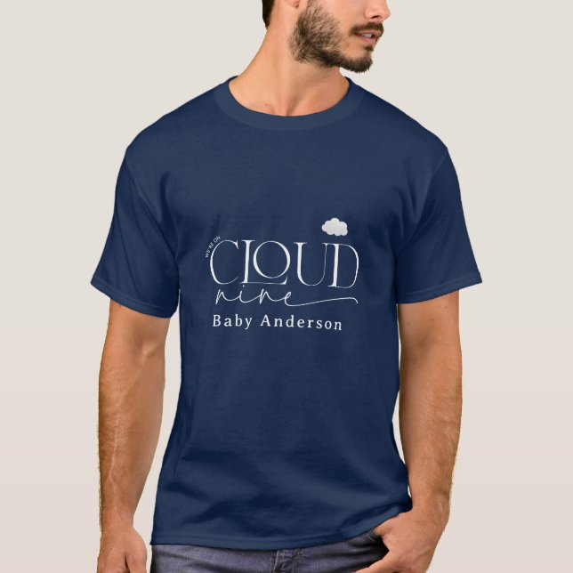 Navyblå moln nio dusch modern stilren t shirt (Framsida)