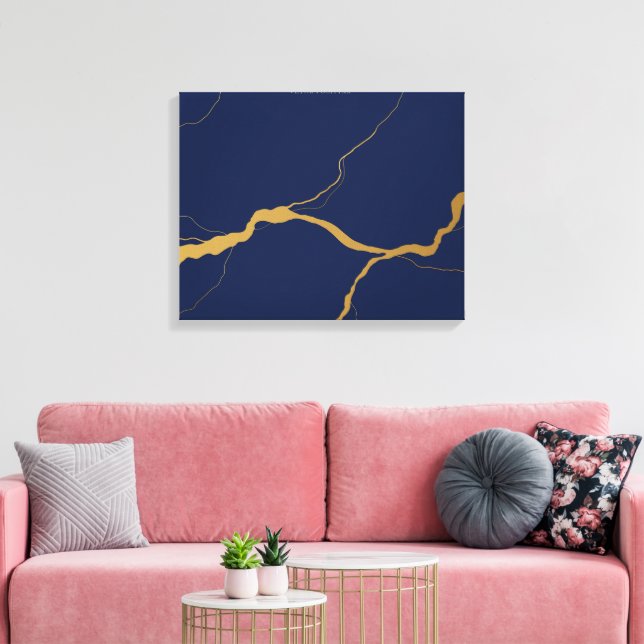Navyblå och Guld Kintsugi Abstrakt Canvastryck (Insitu (Vardagsrum))