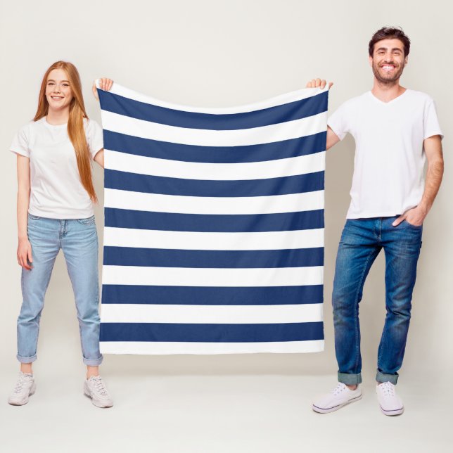 Navyblå och vita ränder   fleecefilt (På plats)