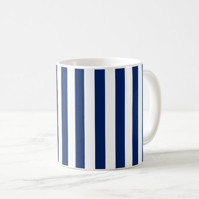 Navyblå och vita vertikala ränder kaffemugg (Framsida höger)