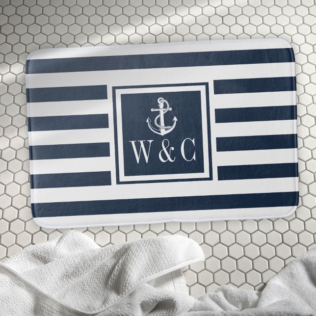 Navyblå randig monogram initialer nautiskt ankare badrumsmatta (Navy Blue Stripe Monogram Initials Nautical Anchor Bath Mat)