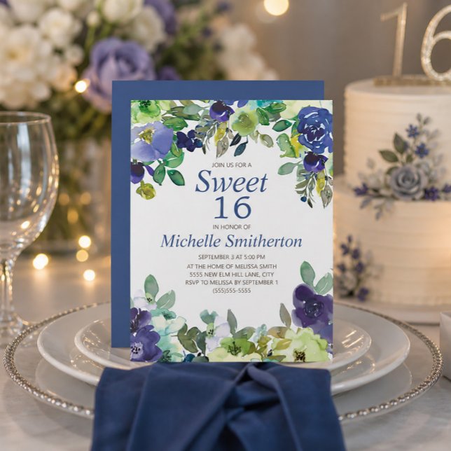 Navyblå Salvia Grön Blommig Sweet 16 Födelsedag Kort (Navy blue and green floral Sweet 16 invitation)