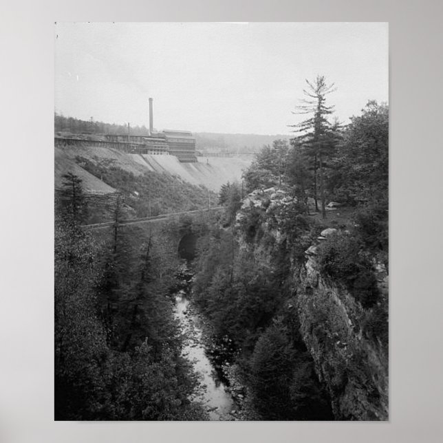 Nay Aug Glen Scranton Pa Poster (Framsidan)