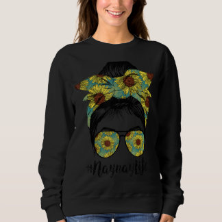 Naynay Life Messy Hair Bun SunblommWomen Mor' T Shirt