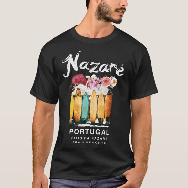 Nazare Portugal Surfing T Shirt (Framsida)