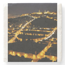 Nazareth på natten, underlägg