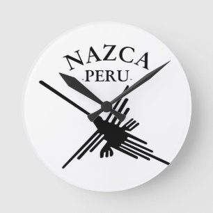 Nazca Peru Hummingbird med böjd text Rund Klocka