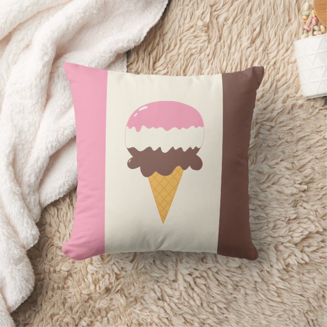 Neapolitan Ice Cream Cone Kudde (Filt)