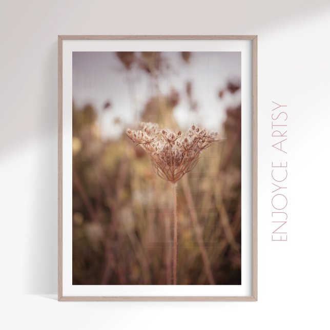 Neatralisk varm hönshus, vildblommor, trädgårdsväg poster (Skapare uppladdad)