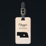 Nebraska Karta Luggage Tag, Bröllopsfest Välkommen Bagagebricka<br><div class="desc">Dessa statliga bagagetaggar gör att perfektens bröllopsfest ger märkre eller välkomna säckar märkre. Koppla den till dina brudgåvor i stället för till en typisk papper märkre, och de kan använda den i månader och år till komen. Märkrna har en persikofärgad vattenfärgsbakgrund. Om du vill ha ställe i hjärtat på platsen...</div>