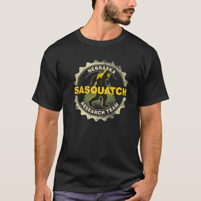 Nebraska Sasquatch Research Team Bigfoot Believer T Shirt (Framsida)
