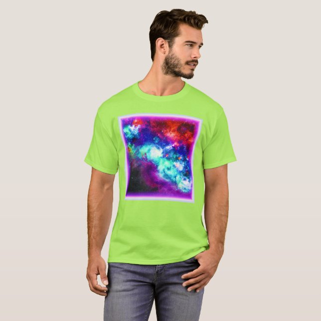Nebula Stars Digital Art Design. Köp nu T Shirt (Hel framsida)