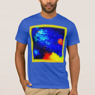 Nebulas och Galaxies skönhet. Köp nu T Shirt