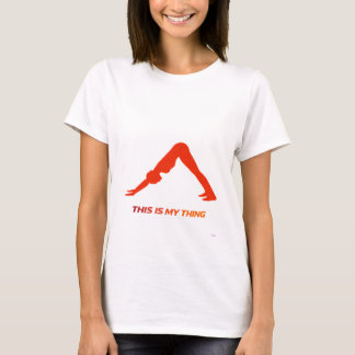 Nedåtblickande hund Yoga Silhuett Minimal Livsstil T Shirt