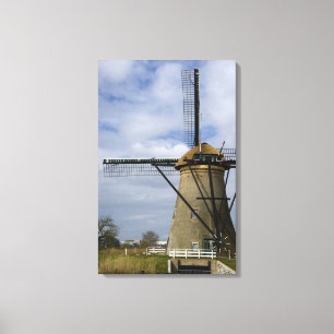 Nederländerna (även känd som Holland), Kinderdijk. Canvastryck