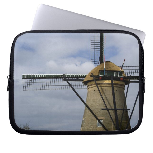 Nederländerna (även känd som Holland), Kinderdijk. Laptop Sleeve (Framsidan)