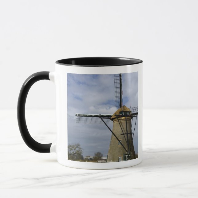 Nederländerna (även känd som Holland), Kinderdijk. Mugg (Vänster)