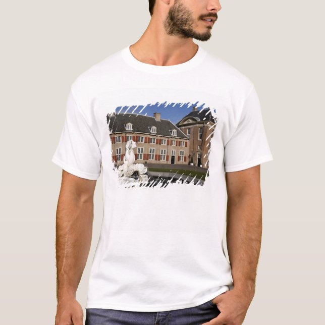 Nederländerna (även känd som Holland), nära Apeldo T-shirt (Framsida)