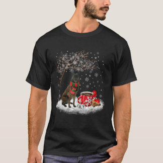 Nederländska shepherd Hund i Snö Julvinter Xm T Shirt