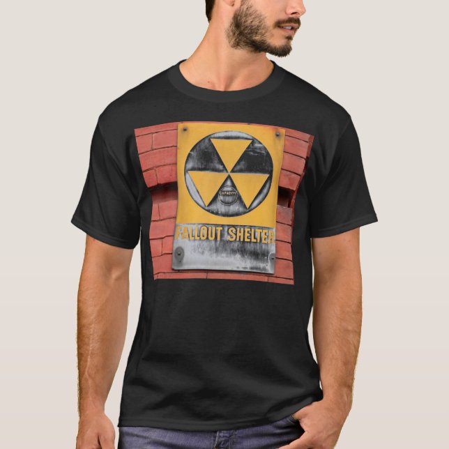 Nedfallskydd undertecknar tee (Framsida)
