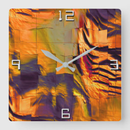 Nedfläckad abstrakt mosaic teckning, guld som brän fyrkantig klocka