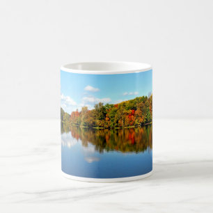 Nedgången landskap höstfärger kaffemugg