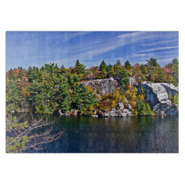 Nedgånglövverk runt om sjön Minnewaska