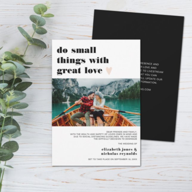 Nedskalad mikrobröllops fotomeddelande meddelande (Skapare uppladdad)