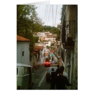 Nedströms på bergssidan i Taxco Hälsningskort
