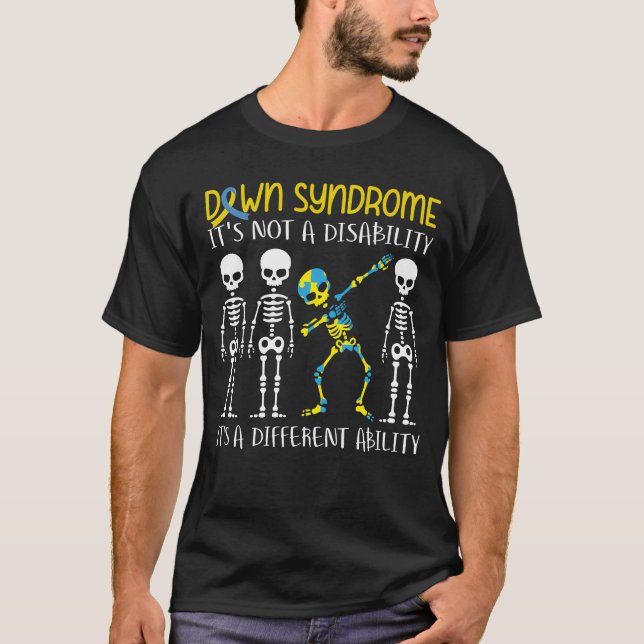 Nedsyndrom_är en annan funktion Funy Down T Shirt (Framsida)