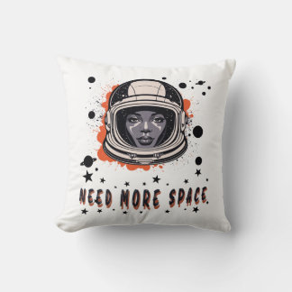 Need More Space – Astronaut Throw Pillow Kudde