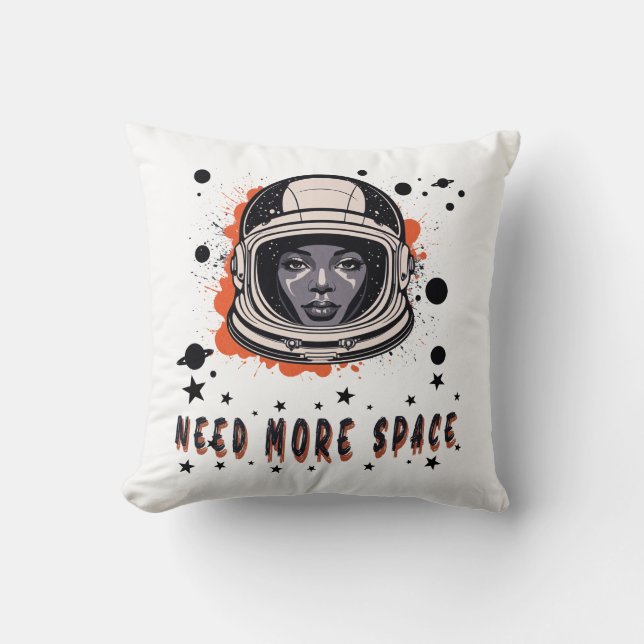 Need More Space – Astronaut Throw Pillow Kudde (Framsida)