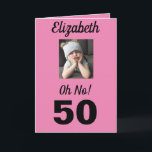 Nej! 50:e födelsedag: Lustigt Grumpy Girl Kort<br><div class="desc">Ha roligt på en milstolpe-födelsedag för 50 år med ett "Åh nej!"-kort. Hon kommer att le på rosa,  vitt och svart färg tillsammans med det uppmuntrande budskapet till "Firande!". En modern och minnesvärd design fångar den häpnadsväckande känslan hos den roliga grumpy tjejen.</div>