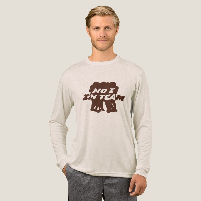 Nej, jag i Team Manar's Long-Sleeve Tee (Hel framsida)