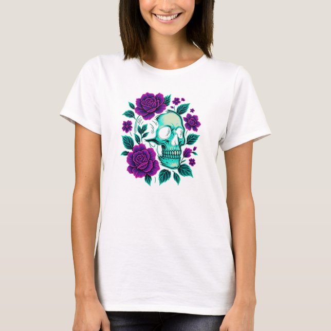 Neon Bloom – Dödskalle i rosor T Shirt (Framsida)