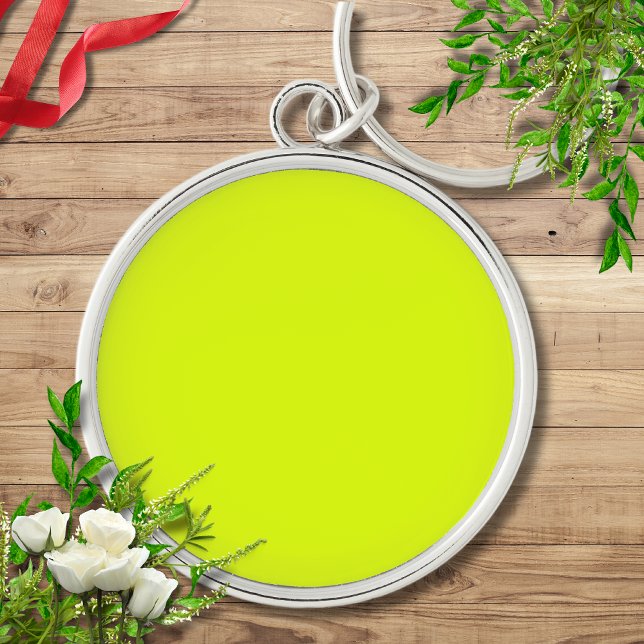 Neon Chartreuse Solid Färg | Klassisk Rund Silverfärgad Nyckelring (Skapare uppladdad)