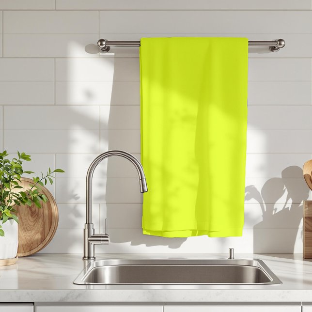 Neon Chartreuse Solid Färg | TRENDIG FÄRG Kökshandduk (Skapare uppladdad)