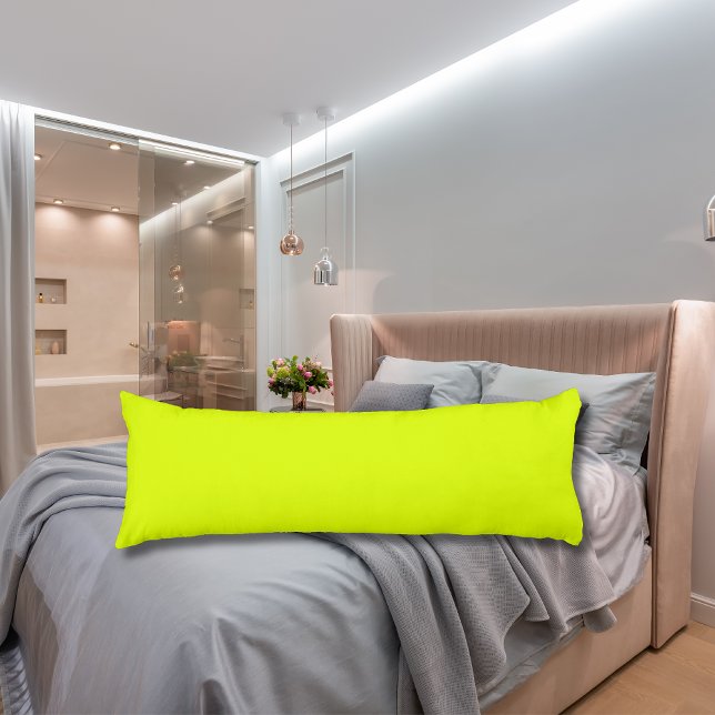 Neon Chartreuse Solid Färg | TRENDIG FÄRG Kroppskudde (Skapare uppladdad)