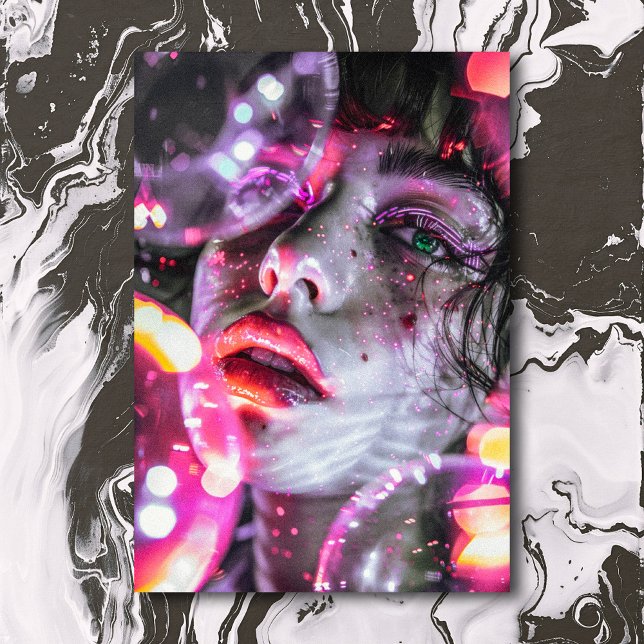 Neon Cyberpunk Flicka Vaporwave Estetik Vykort (Skapare uppladdad)