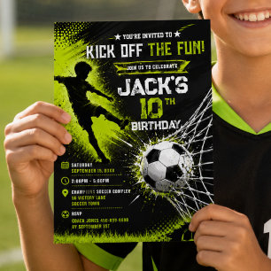 Neon Grön Kick Off the Fun Fotboll Födelsedagsfest Inbjudningar