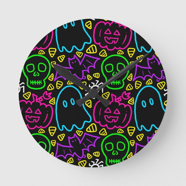 Neon Halloween Clock Rund Klocka (Framsida)