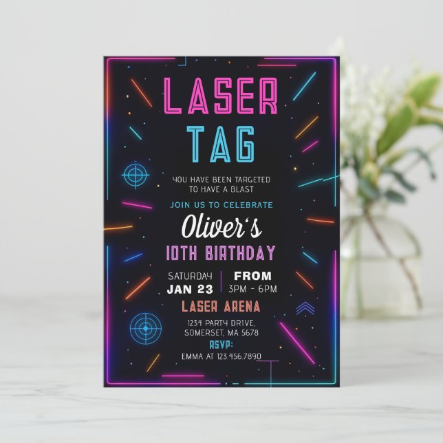 Neon Laser Tag Födelsedagsinbjudan Inbjudningar (Stående Fram)