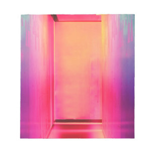 neon rainbow hallway anteckningsblock