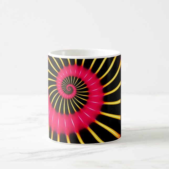 Neon rosa och gul spiral fraktal kaffemugg (Center)