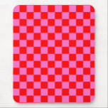 Neon Rosa och Red Checkerboard Vintage Musmatta<br><div class="desc">Neon Rosa och Red Checkerboard | VINTAGE | Klassisk | TRENDIG | SNYGGT | MODE | Minimal</div>