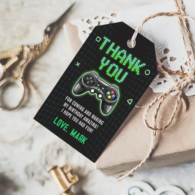 Neon Video Game Arcade Level Up Birday Tack Presentetikett (Skapare uppladdad)