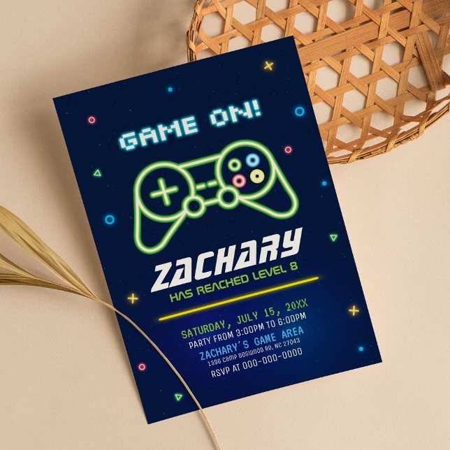 Neon Video Game Lastbil Arcade Birthday-inbjudan Inbjudningar (Skapare uppladdad)